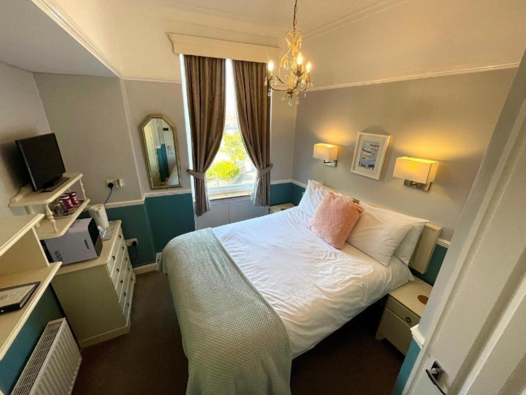 Bayliss Hall Guesthouse Weymouth Extérieur photo